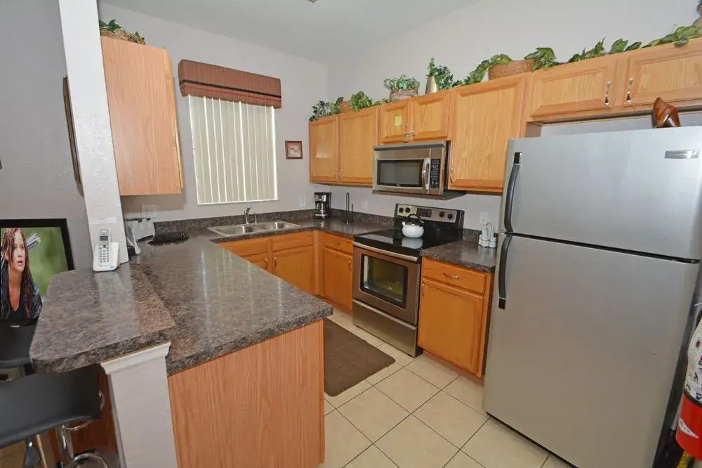 R559Lms Robinson s Place 3 Br Home by RedAwning