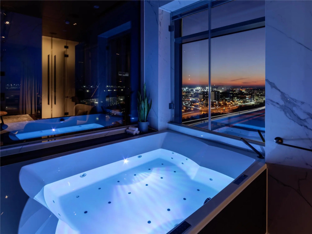 bmine Frankfurt Airport, WorldHotels Crafted