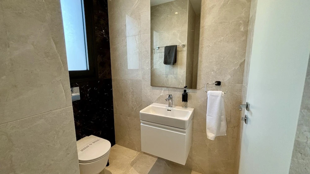 Oxford House Apartment
