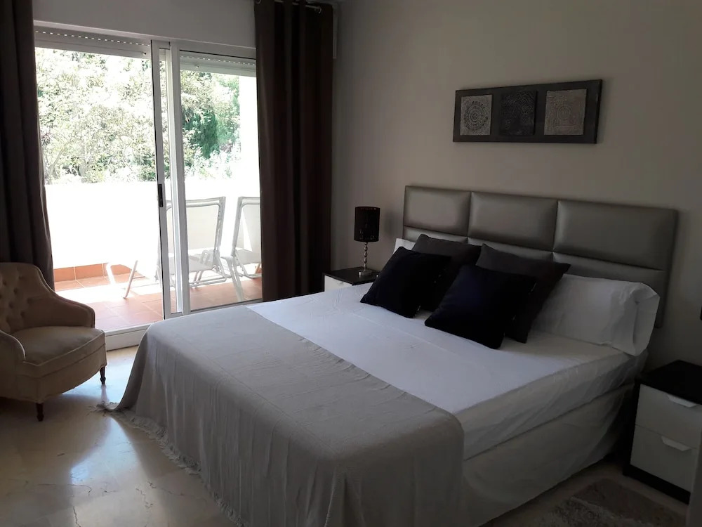 Apartamento en Marbella con vistas al golf