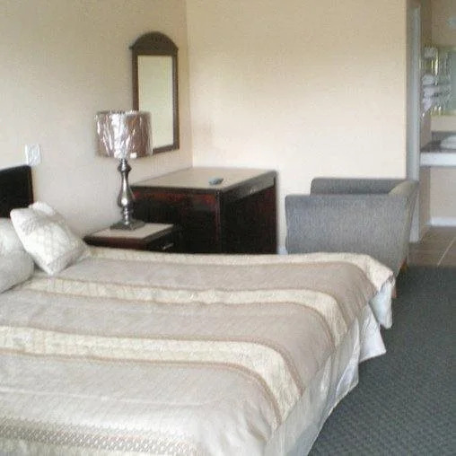 McKenzie Inn