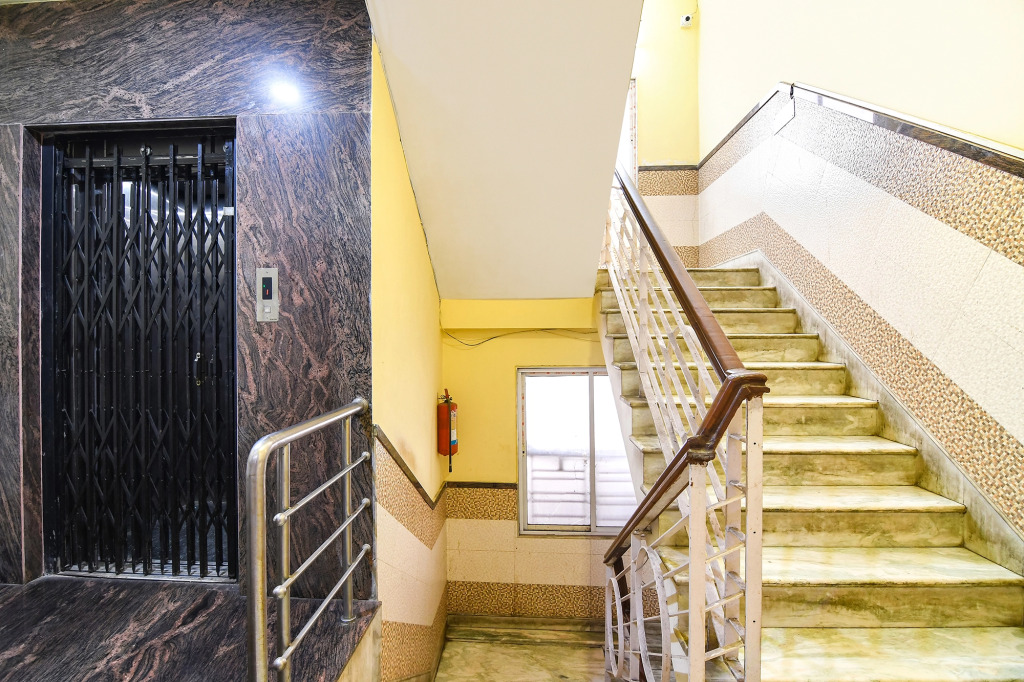 FabHotel Saltlake Palace - Nr Anandlok Hospital