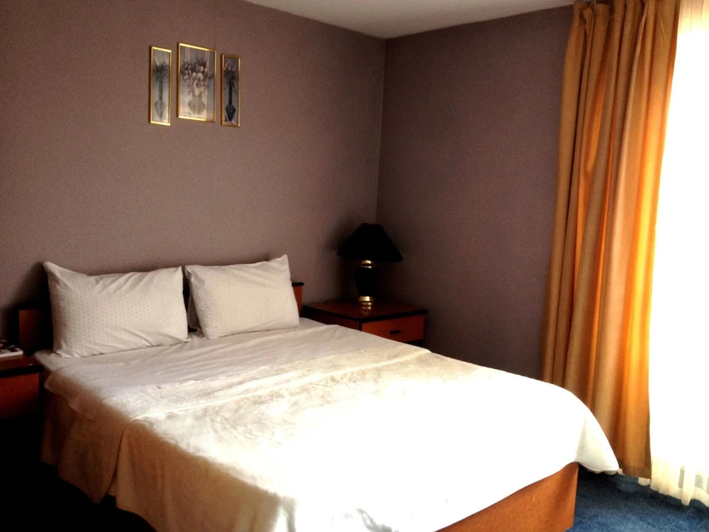 Hotel Caspian
