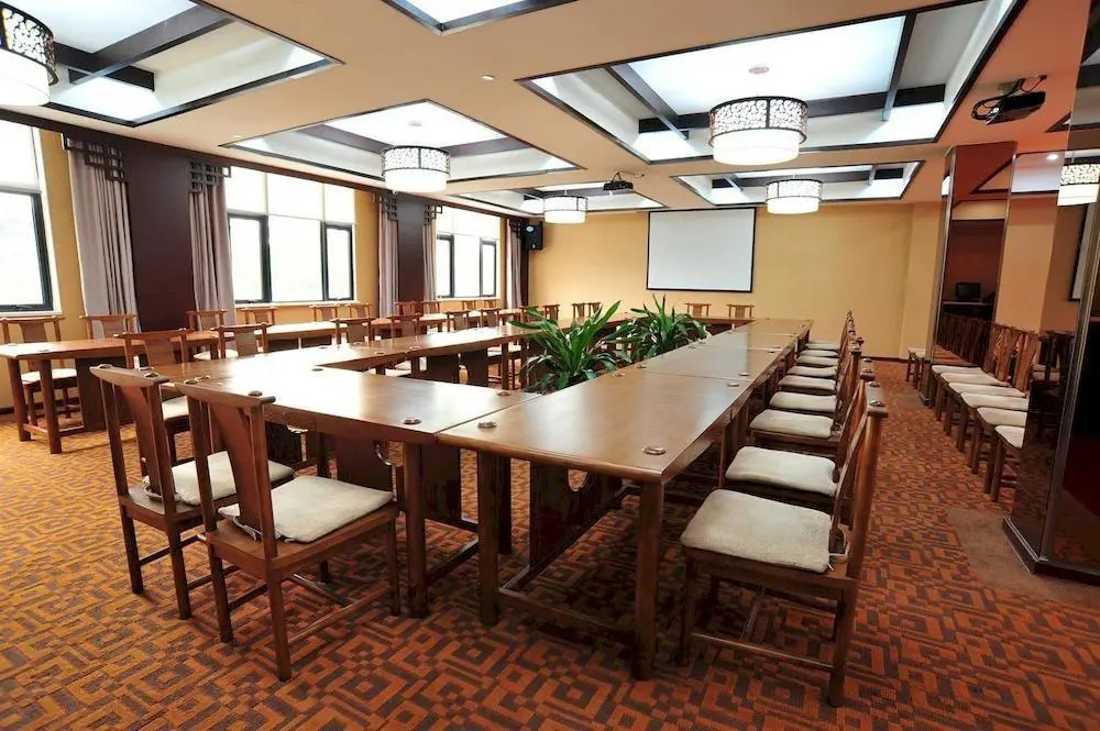 Yundang College Exchange Center