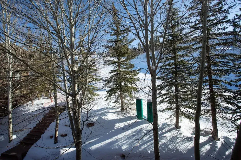 Sterling Lodge at Deer Valley Resort - Three Bedroom Condo with Hot Tub #111 3 Condo