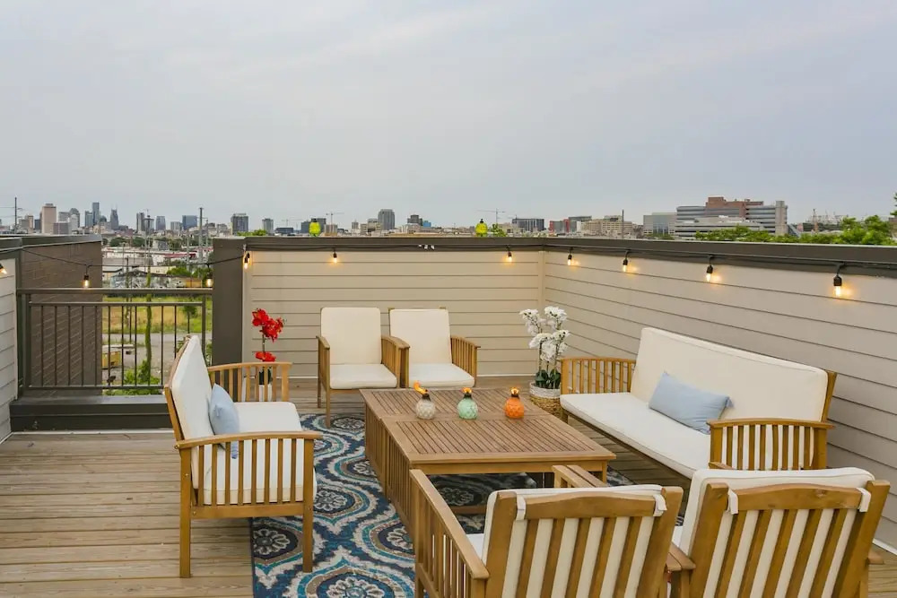 Ech3 - Hangout Suite on the Roof With Incredible Skyline Views!