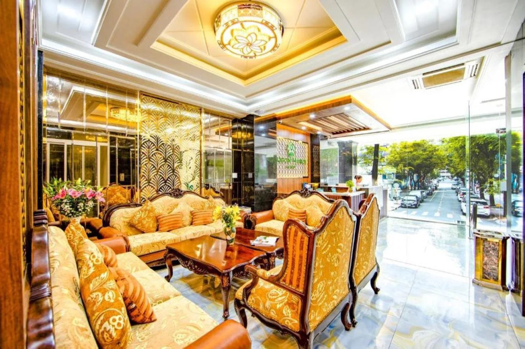 Ho Sen - Lotus Lake Hotel