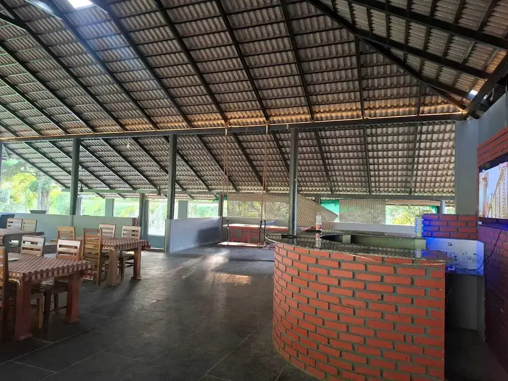 Hong Sau Resort