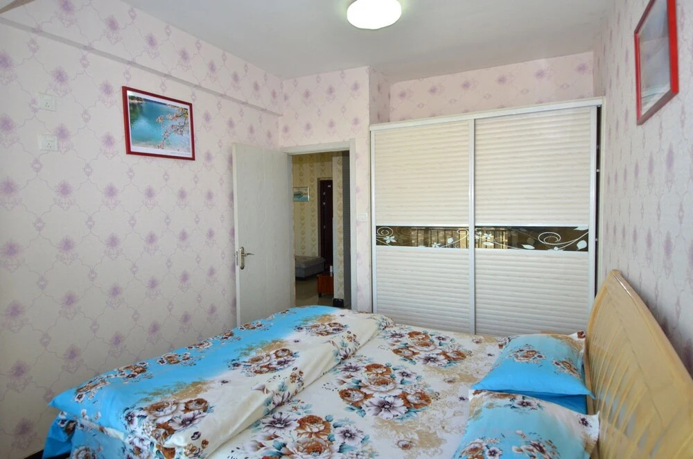 Lanzhou Longshang Apartment