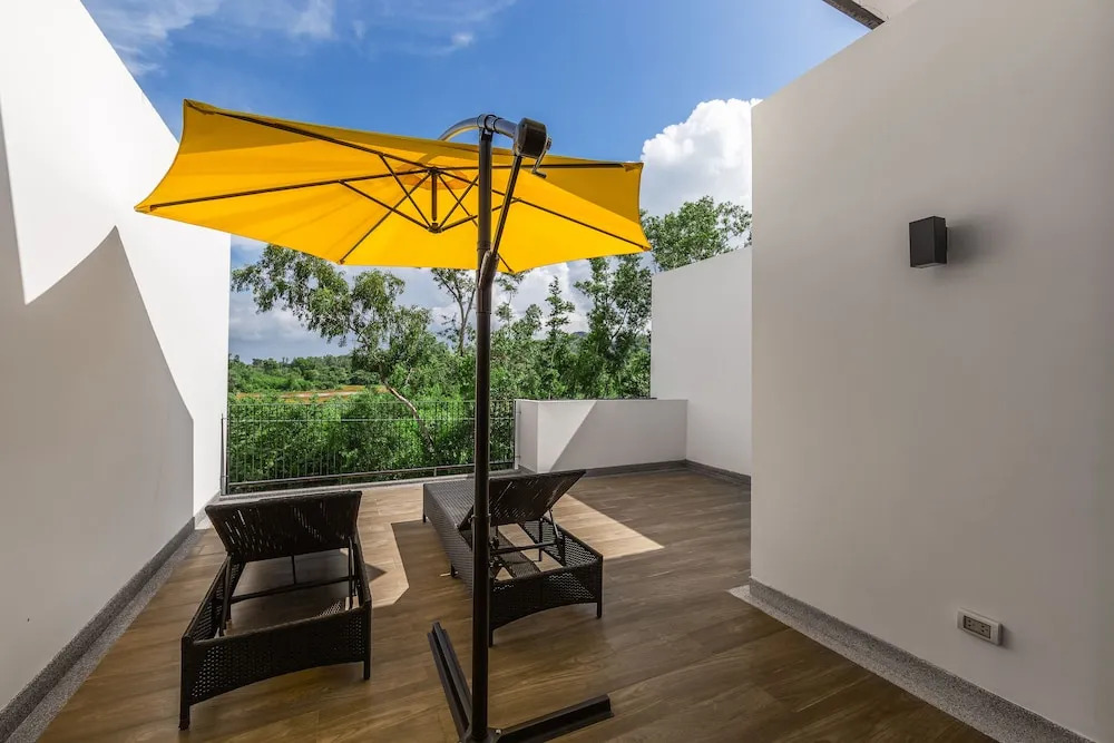 Villa Biak by TropicLook