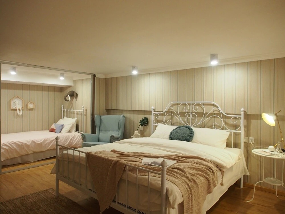 昆明都摩主题复式loft公寓