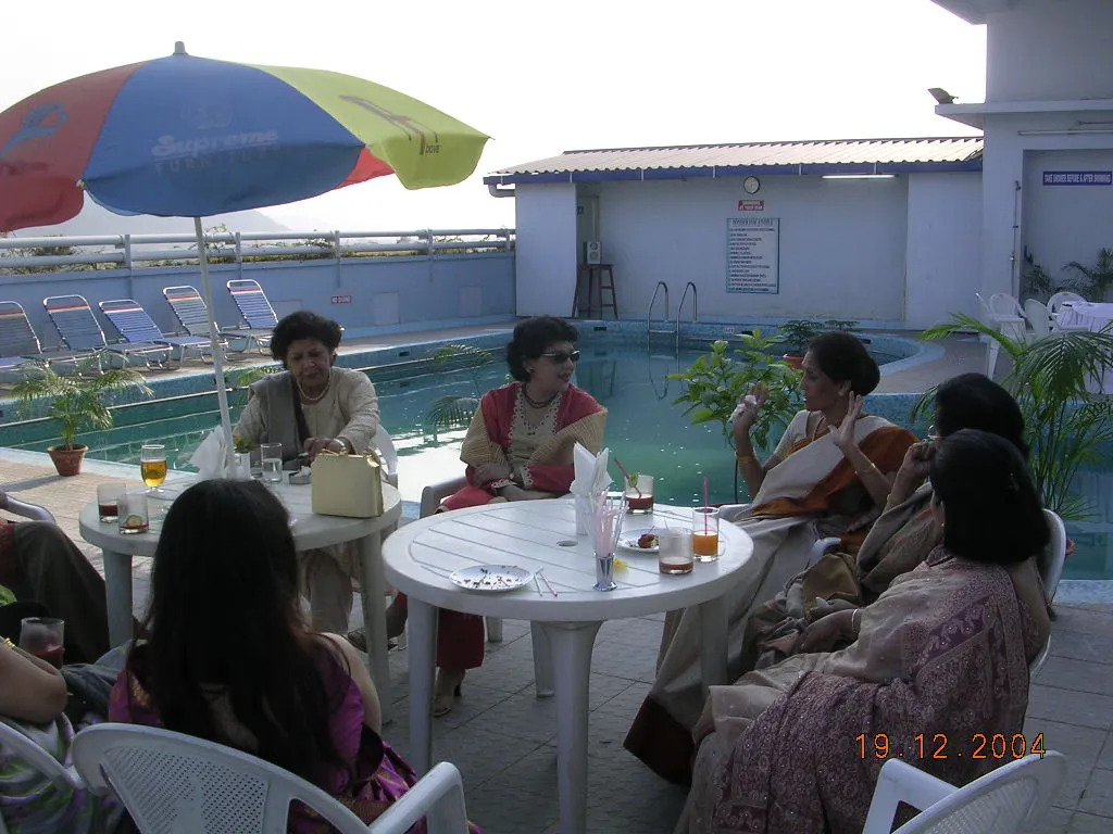 Vishwaratna Hotel