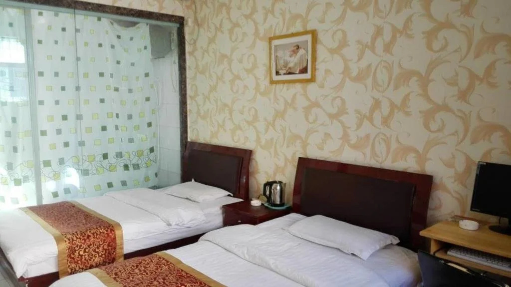 Yanchuan Fuli Inn