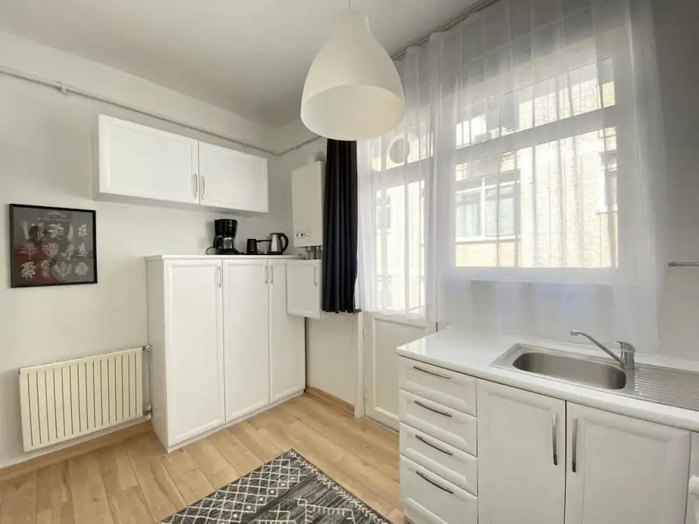 Stylish Flat Near Bagdat Street in Kadikoy