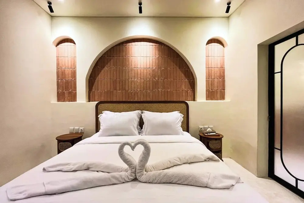 Esha Private Pool Villas by AGATA