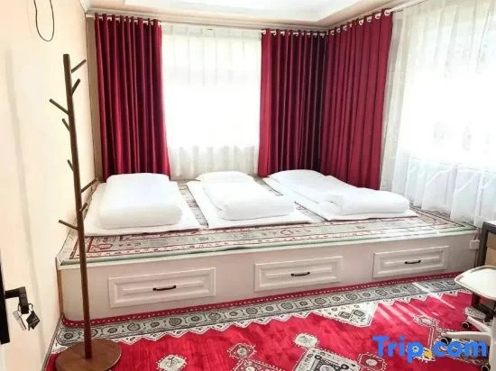 Sijiyiren Homestay