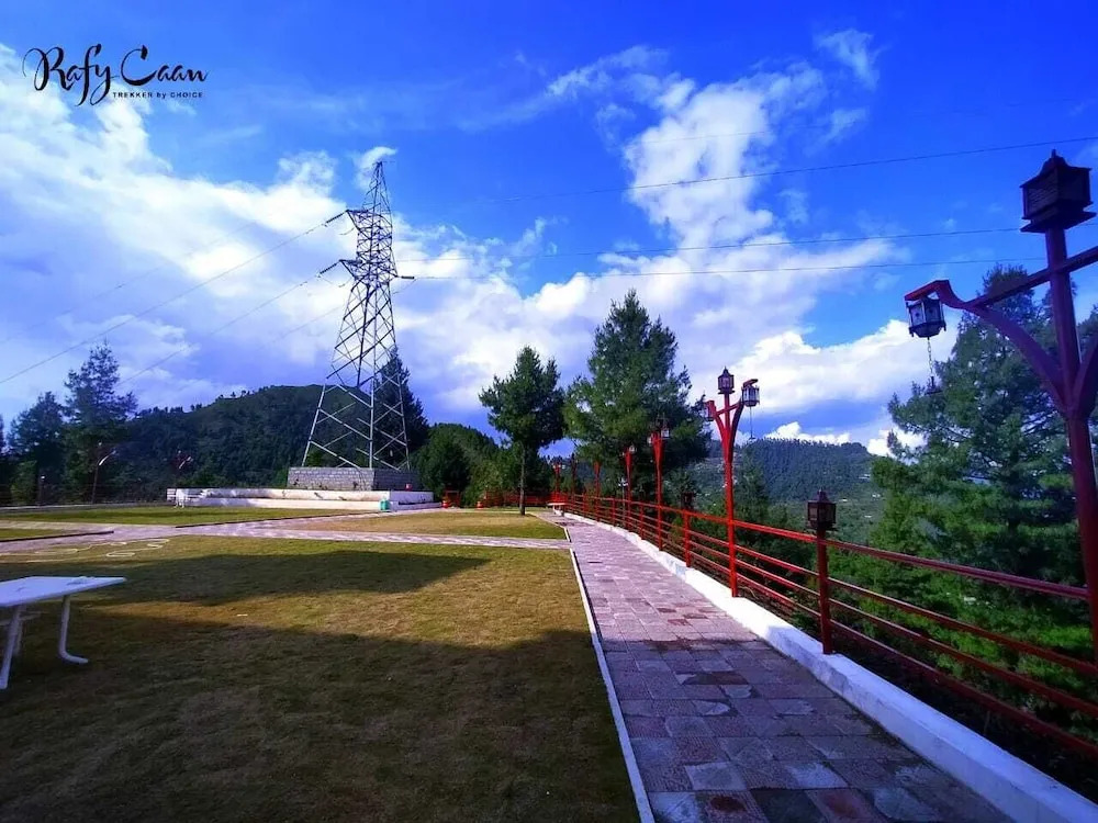 Green Hilton Hotel Shangla