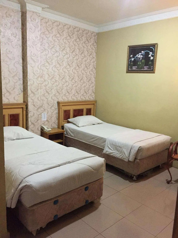 Hotel Diana