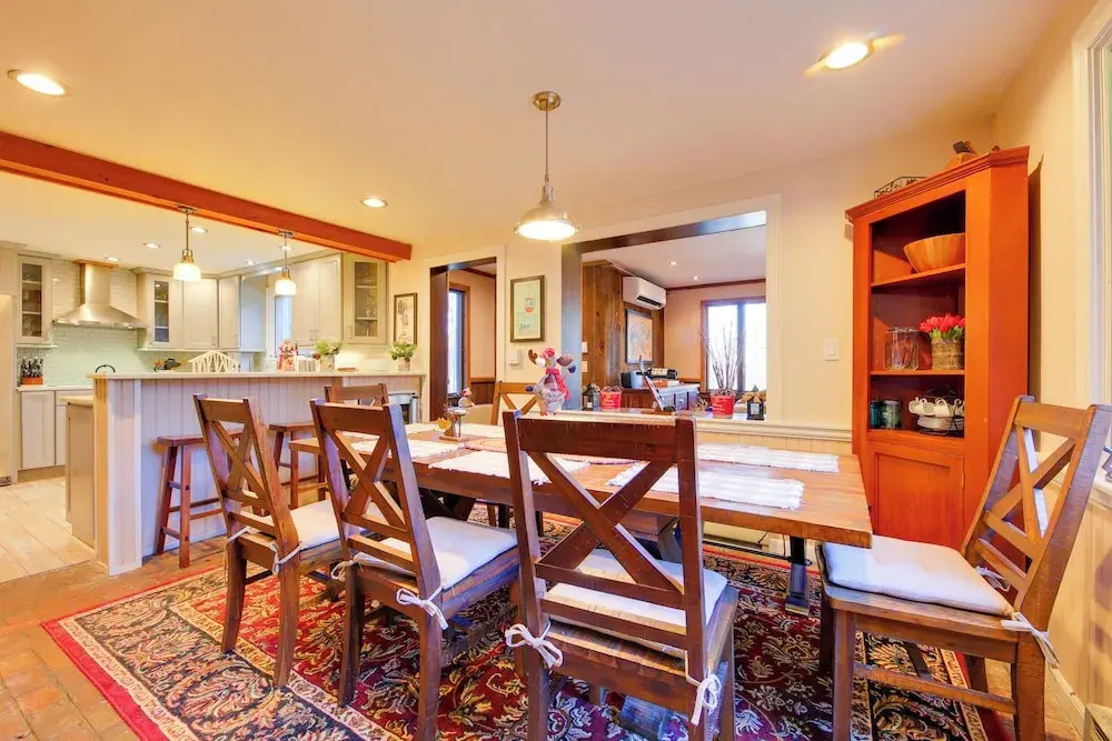 5 Mi to Skiing: Home w/ Hot Tub & Patio!