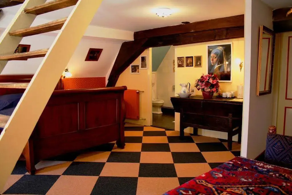 Hotel de Emauspoort