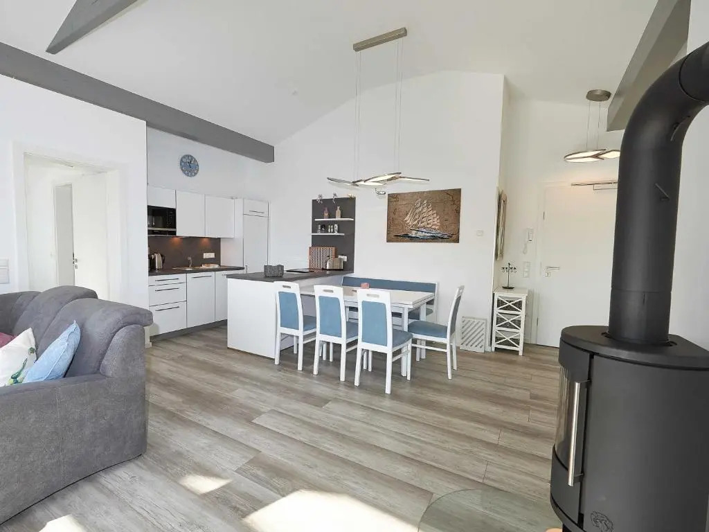 Villa "Düne 4" in Binz - WG7 "Strandmuschel" mit Balkon strandnah