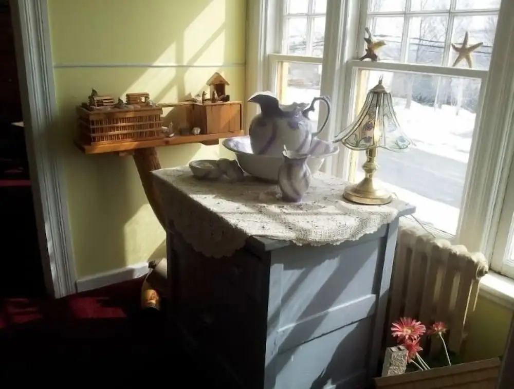 The Spaniards Room Heritage Home