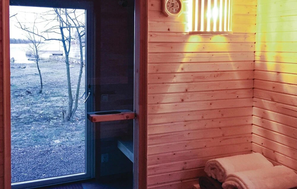Cozy Home In Rockneby With Wifi
