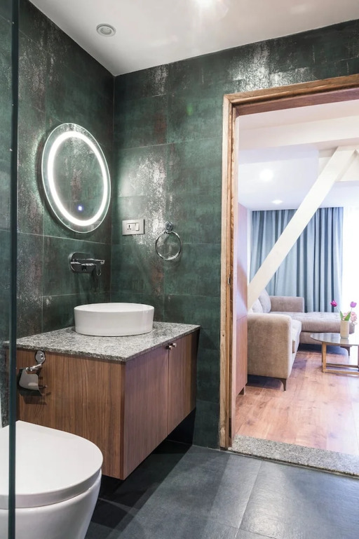 MeroStay 123 9ine Thamel Hotel