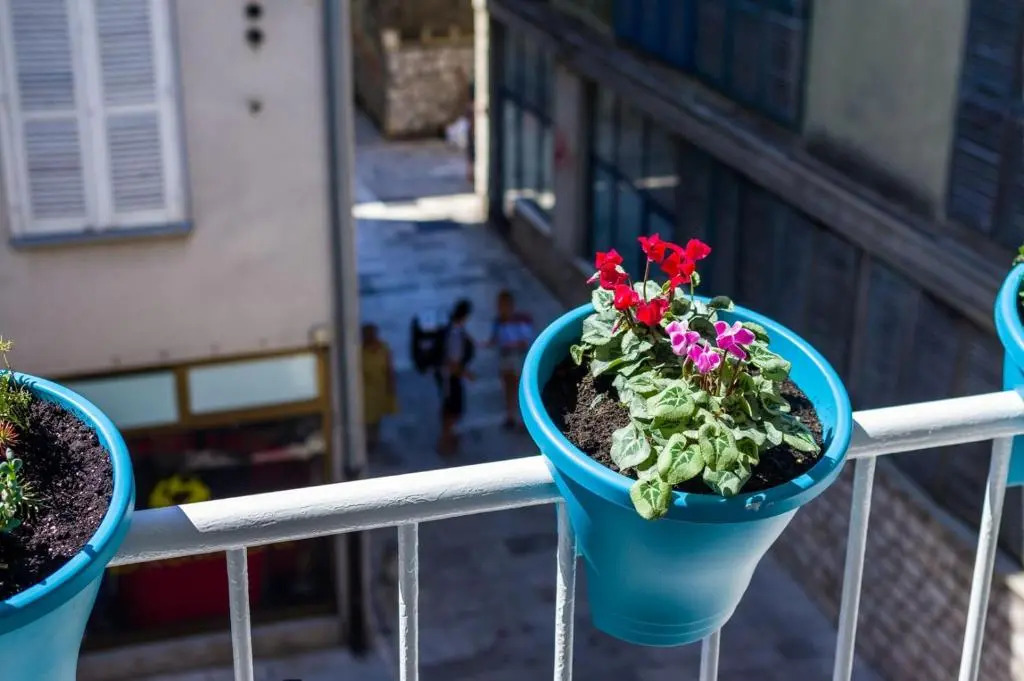 Ema 2Br Apt. In Old Town Centre