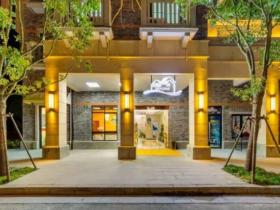 Orange Hotel Shanghai International Tourism Resort Chongxi Road