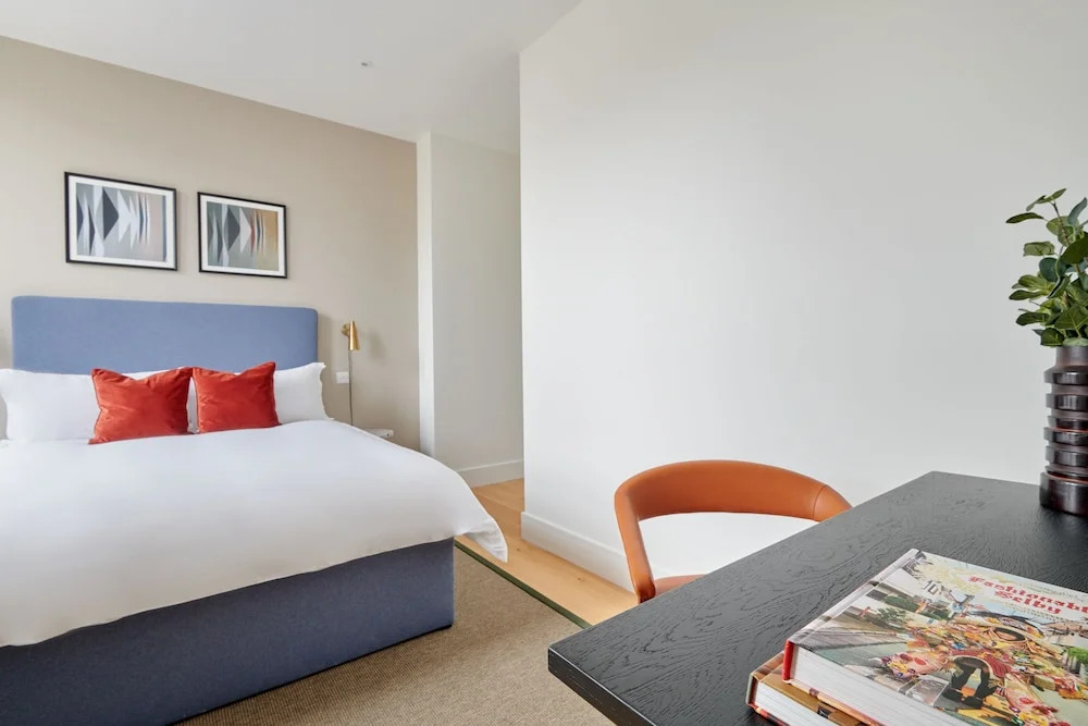 The Prince Hotel Vauxhall Central London Riverside