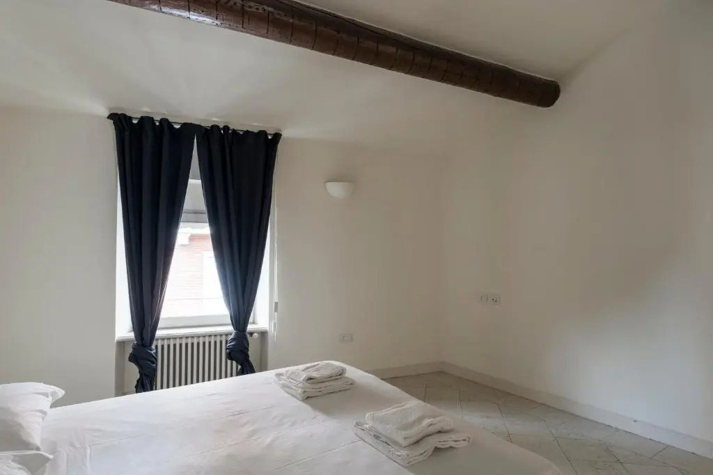 APT24 - Superb Atticus in historic centre of Desenzano
