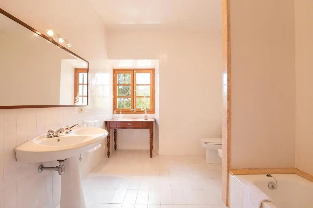 4 Cantons - La Goleta Villas