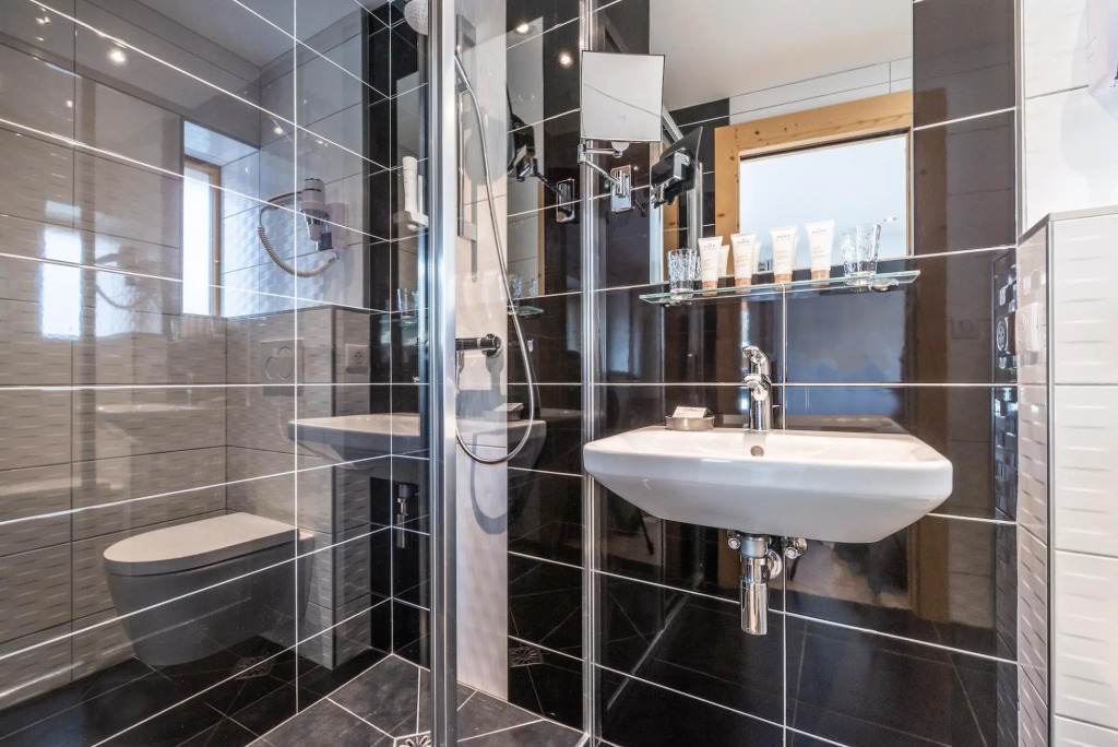 FLOCON - Modern Apartment with hot tub and hammam