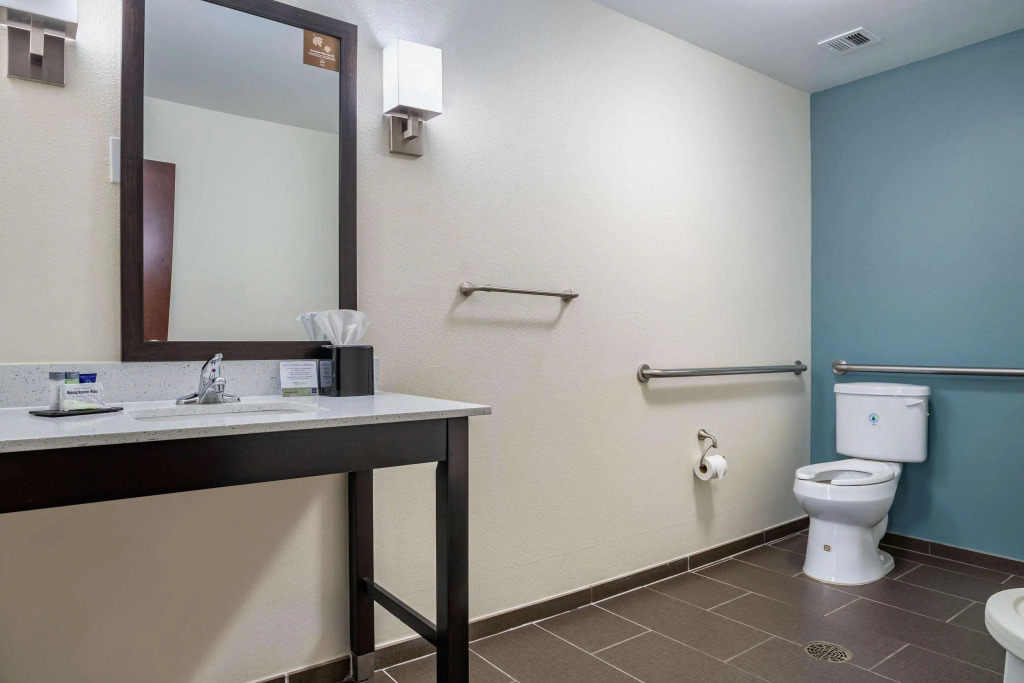 Sleep Inn & Suites Houston Westchase - Little Saigon