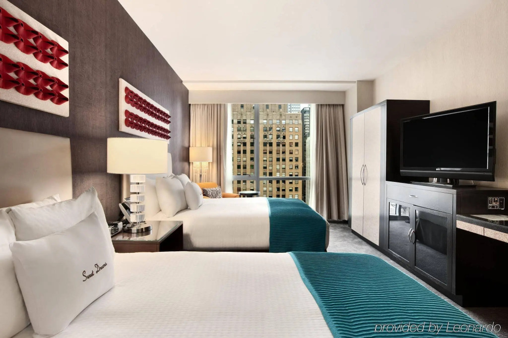 theWit Chicago, a Hilton Hotel