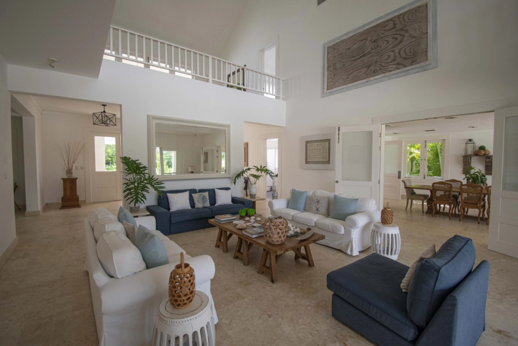 Golf-front Villa With Large Spaces Staff and Pool Situated in Luxury Beach Resort