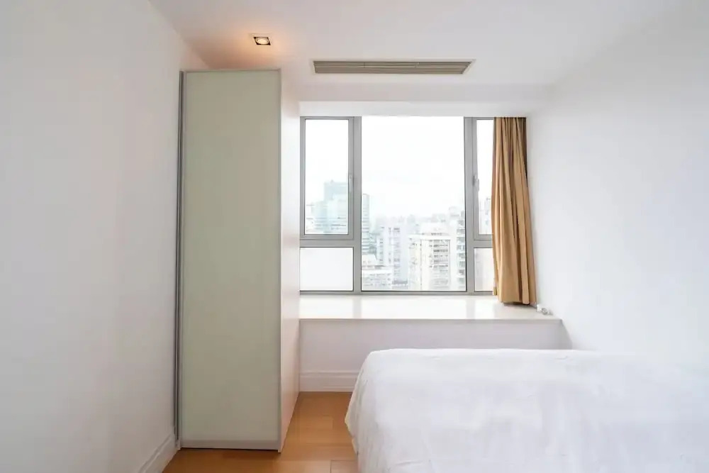 Tyms 3BR 2BA Apt near Xujiahui Metro