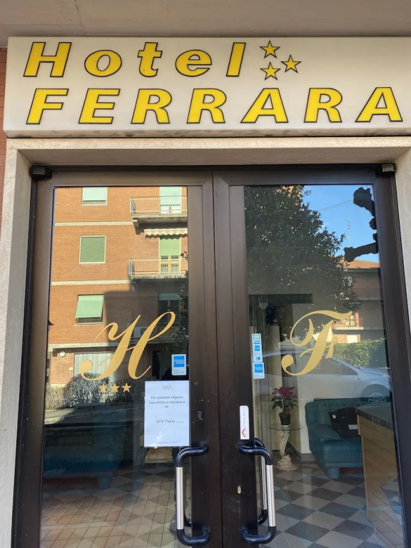 Hotel Ferrara