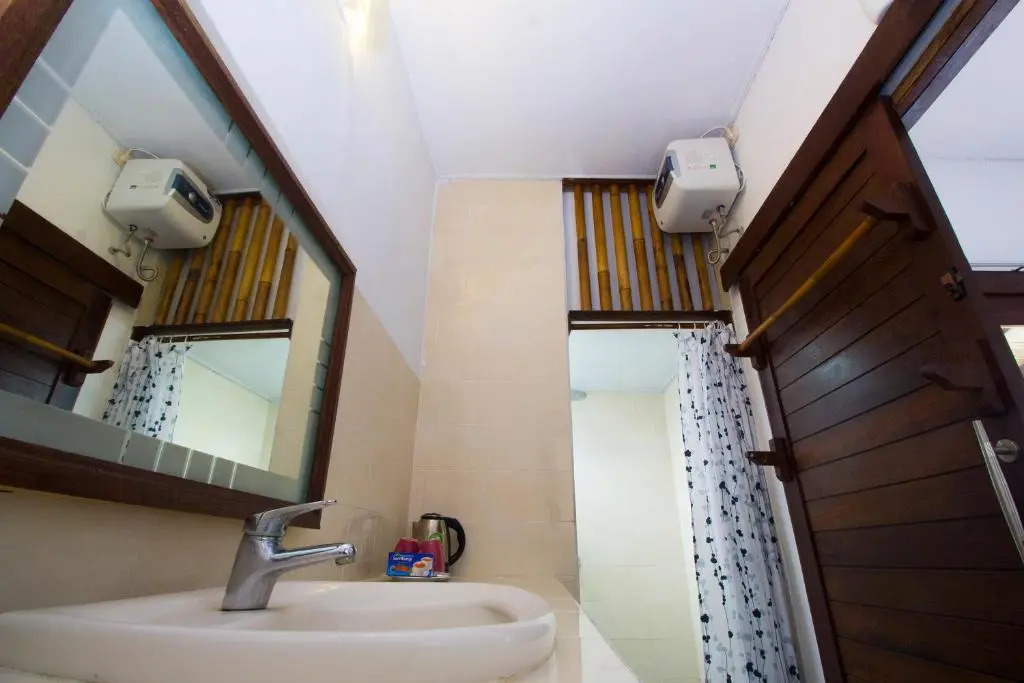 Pantai Bungalow Lembongan Island