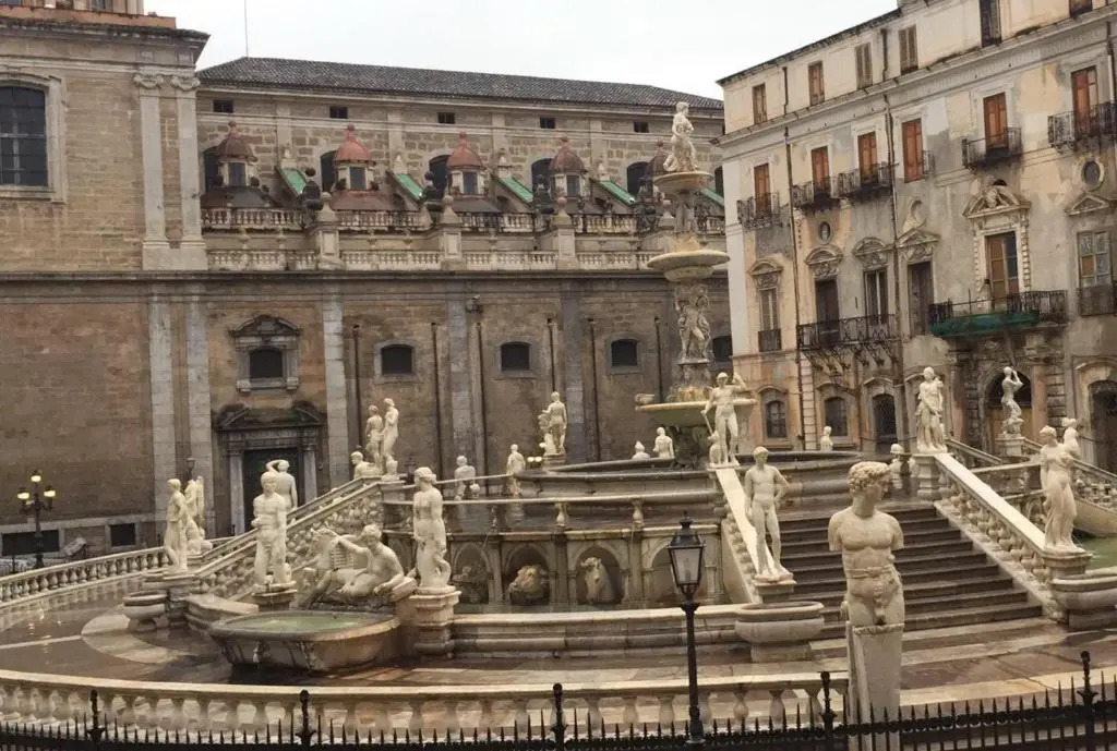 SUITE 188 - Via Roma