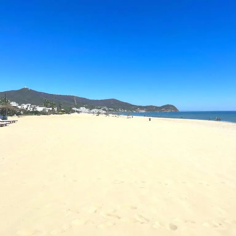 Cabo Negro, La Cassia 2 bedrooms appartment , shared pool , 150 m away from the Beach, and Golf course