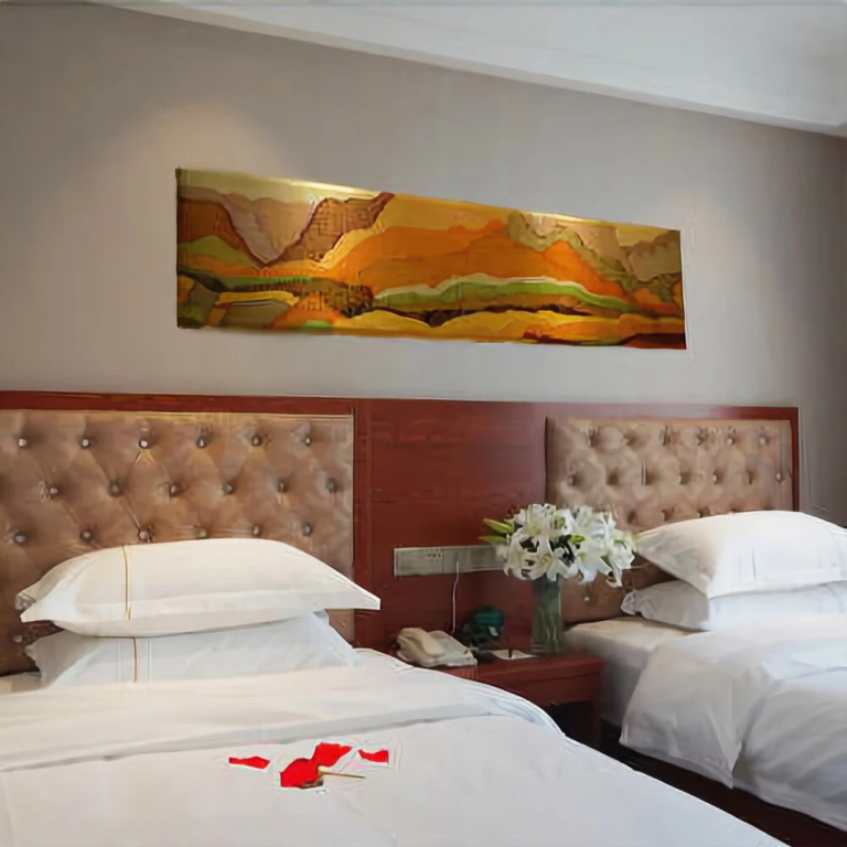 Puyang Qianyou Hotel