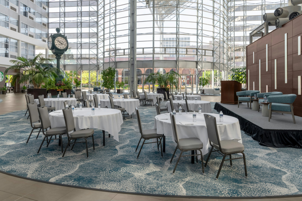 DoubleTree by Hilton Hotel South Bend