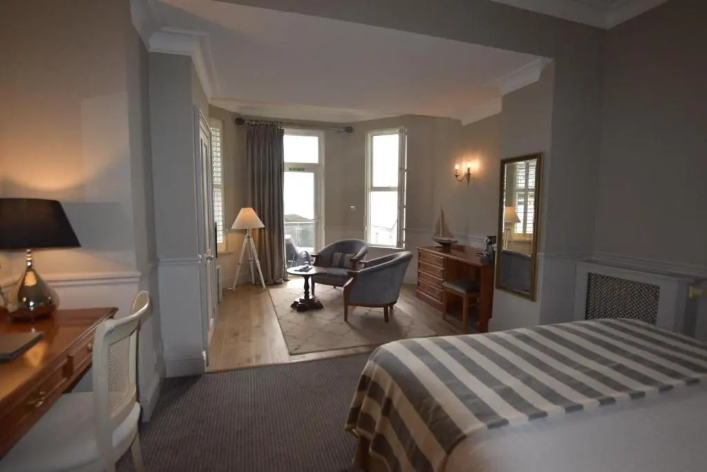Watersmeet Hotel