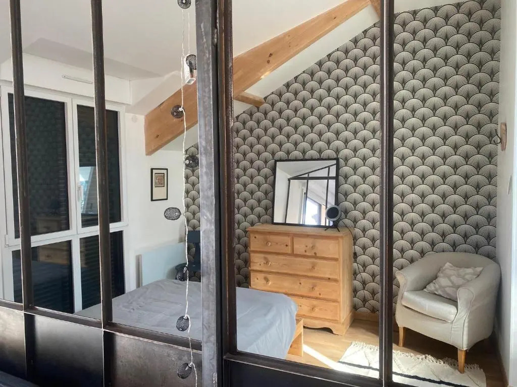Loft avec terrasse sans vis a vis à 3km du circuit avec garage au calme