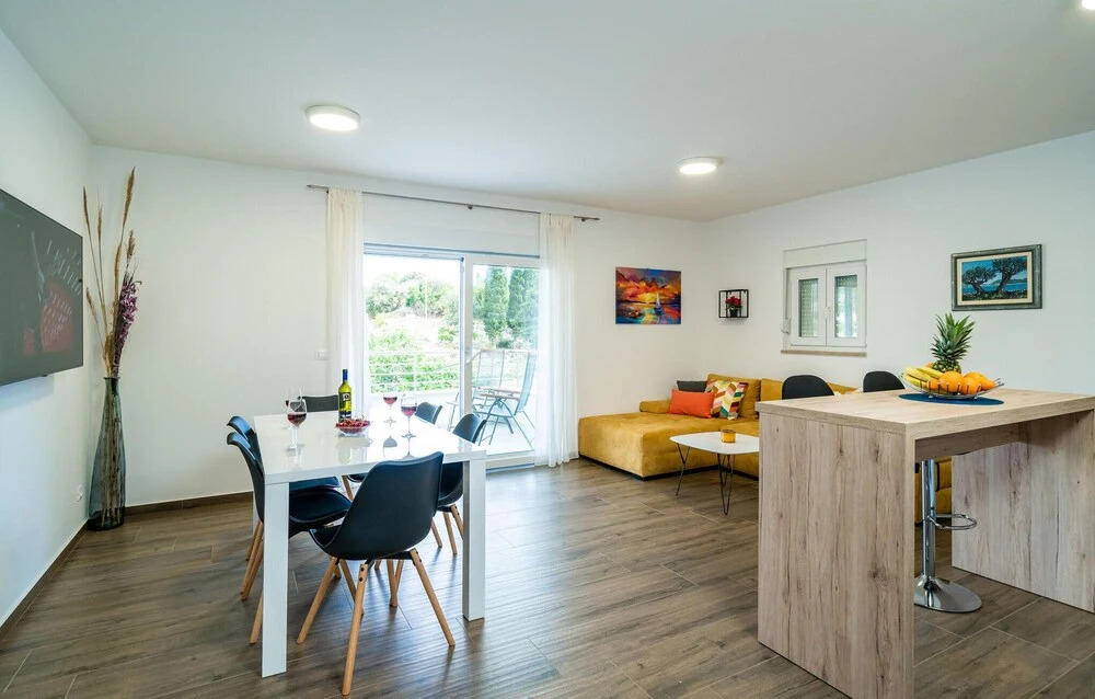 Amazing Apartment in Zaton Veliki With Wifi and 3 Bedrooms