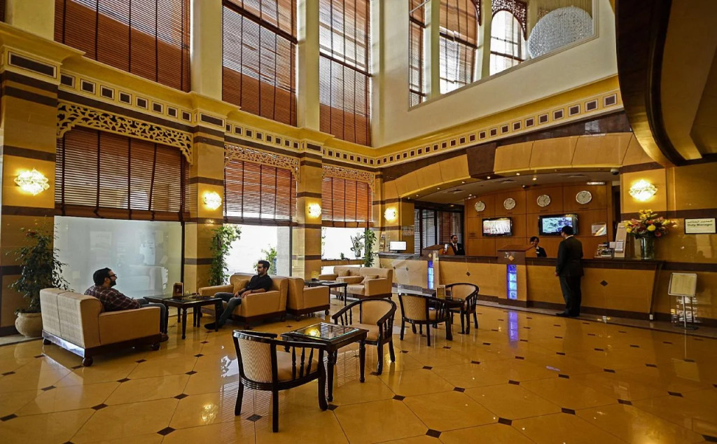 Golden Tulip Seeb