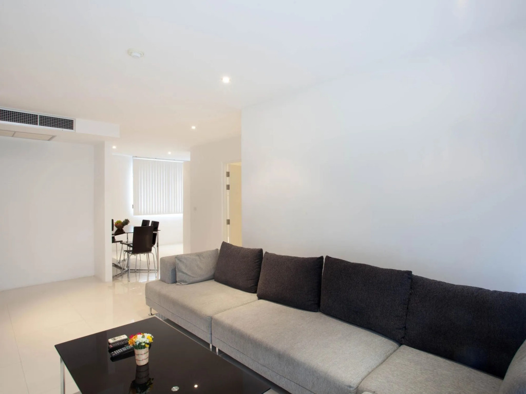 Sunset Plaza by RESAVA