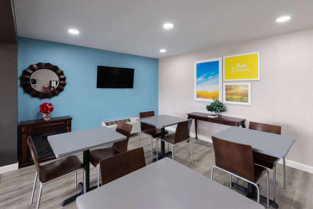 Days Inn by Wyndham Childersburg